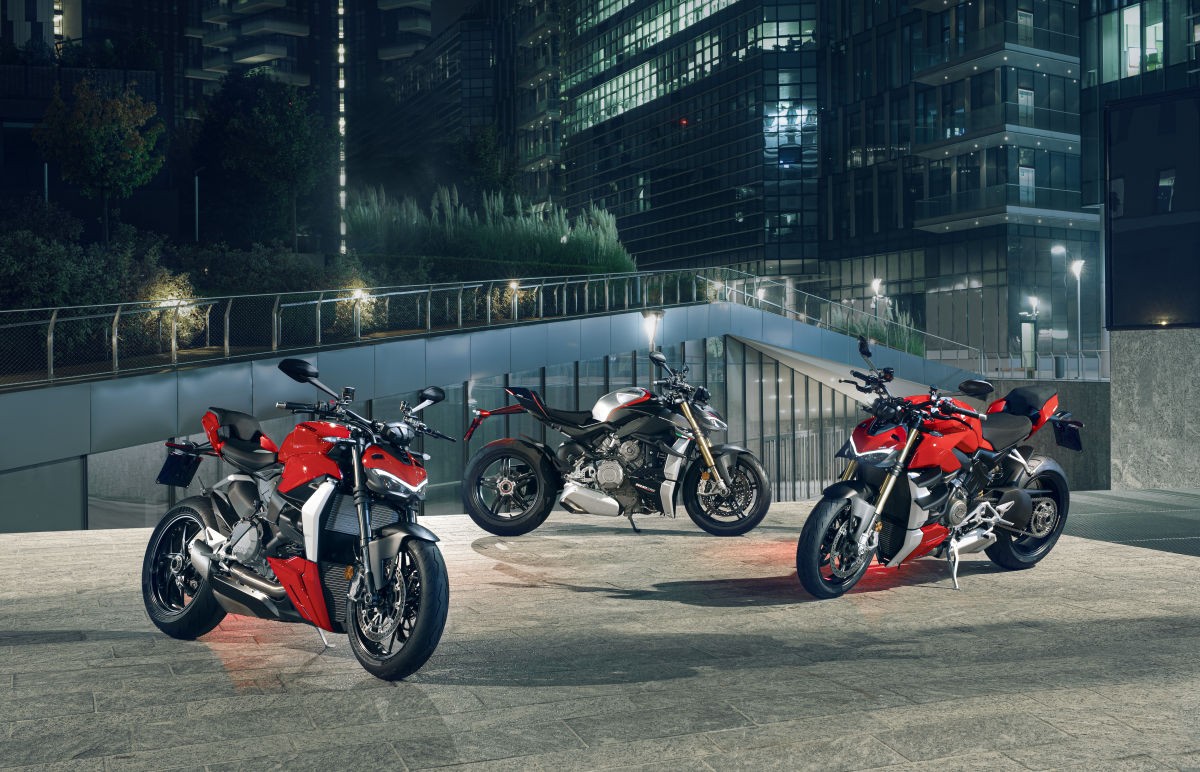 Ducati Streetfighter: per il 2022 la gamma si allarga